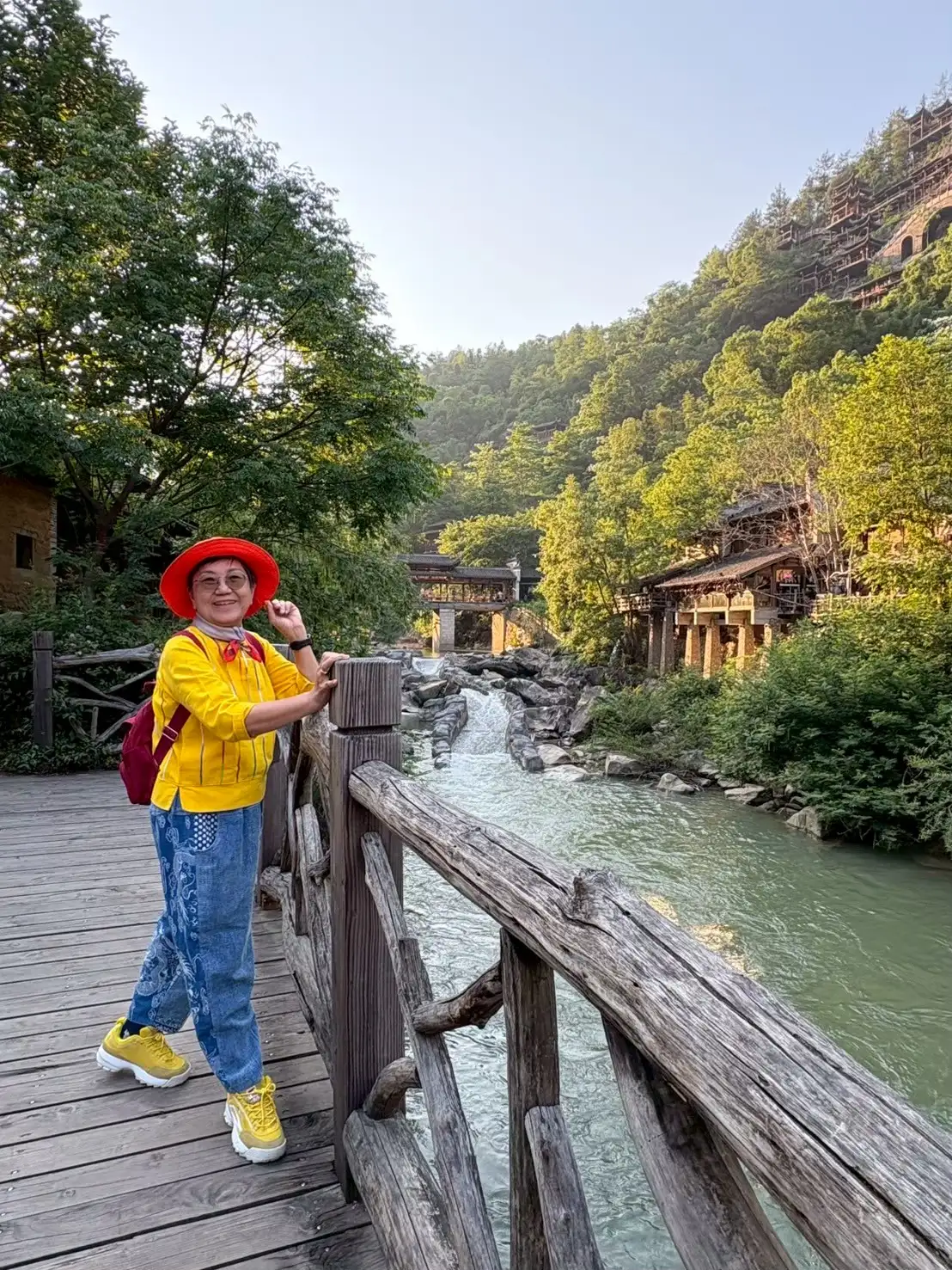 LINE_ALBUM_กล้องชายระวีร์📸หุบเขาเทวดา หวังเซียน_22_result